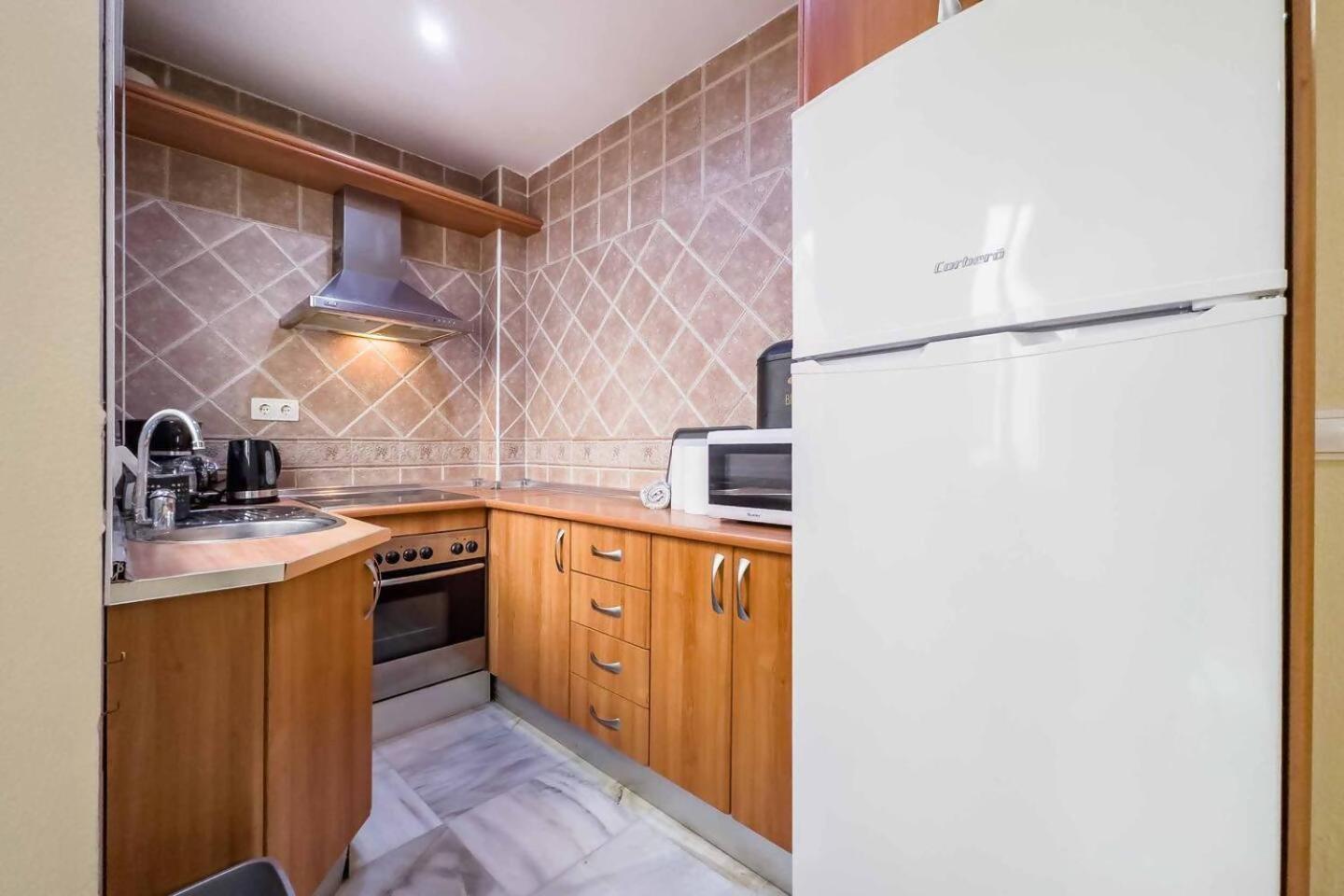 Cyv -centrally Located 1 Bed 1 Bath Near The Leilighet *
