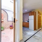 Cyv Centrally Located 1 Bed 1 Bath Near The Beach