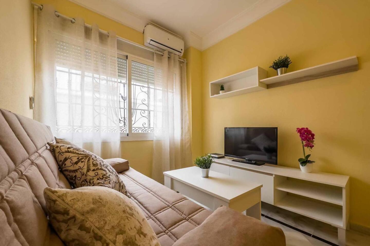 Appartement Cyv Centrally Located 1 Bed 1 Bath Near The Fuengirola